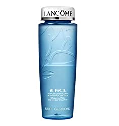 Mastering the Cleanse: Tips for Using Cleansing Oil Effectively 2. Remove Eye Makeup  If you have applied eye makeup, it is important to thoroughly and carefully remove it first with an eye makeup remover. Lancome Bi-Facil Double Action Eye Makeup Remover
