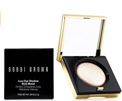 Tips and Tricks: Eye Makeup For Fair Skin Get the look: A Pale Gold Champagne Eyeshadow 
Bobbi Brown luxe eye shadow Moonstone