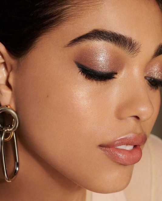 The 8 makeup looks & trends fall winter 2021 - theskyshine.com