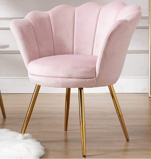 8 Mid-Century Modern chair for living room 3. Faux Fur Accent chair Wahson Store Chair looks a luxurious, the elegant backrest is seashell-shaped.
