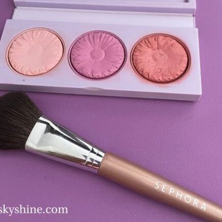 How to apply Clinique Cheek Pop blush with brush