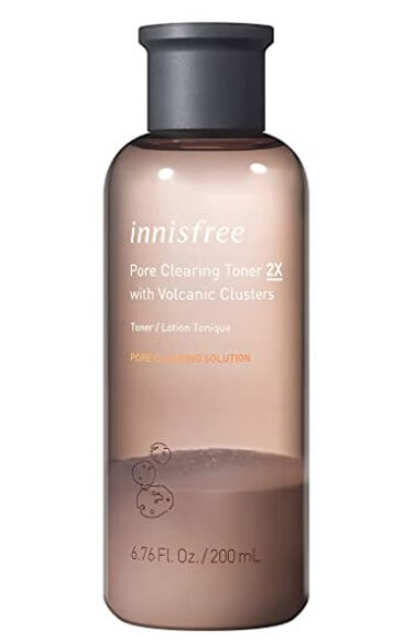 innisfree 2 best toners for oily skin Innisfree Pore Clearing Facial Toner is the best to oily skin. And it can feel moist and soft after use. Also, it has a water-like texture and no color. And I felt there was almost no smell. This gives great satisfaction to people who feel their pores widen