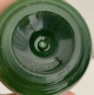 innisfree intensive hydrating serum with green tea seed Review  3. How to check the expiration date  You can check the expiration date by looking at the bottom of the bottle. The marked date is the date until which you can use the product without opening the lid, and it is recommended to use it within 1 year of opening the lid.