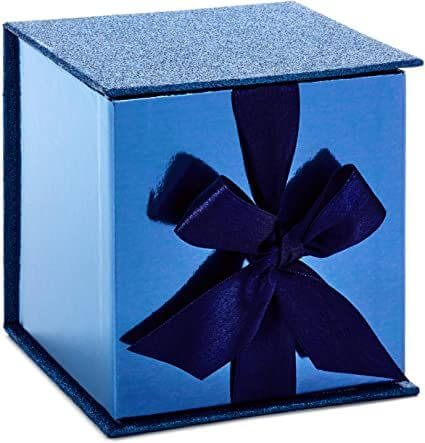 Best 17 Christmas tree decorations 3. Indoor Christmas tree without lights
Small Gift Box with Fill (Dark Blue Glitter)