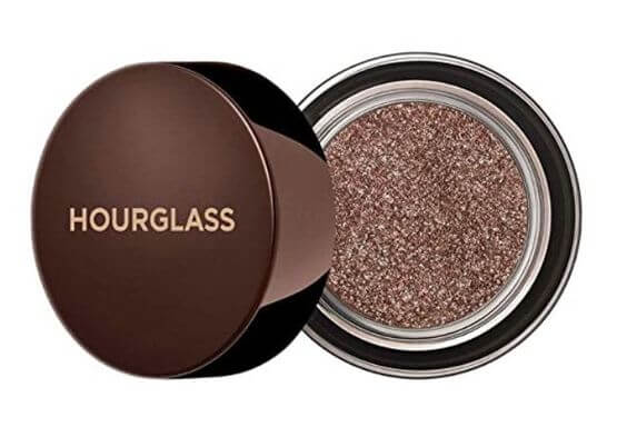 2022 beauty trend: Twinkle Glitter eye makeupChampagne shade
Hourglass - Scattered Light Eyeshadow- Reflect