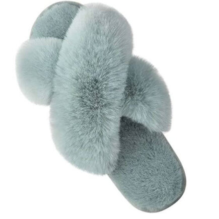 12 Best Women Slippers: Fuzzy Fluffy 2022