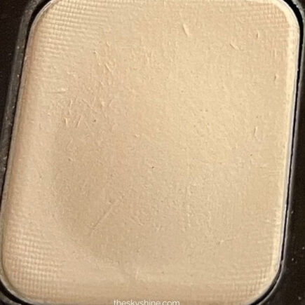 Eyeshadow: Laura Mercier buttercream Review