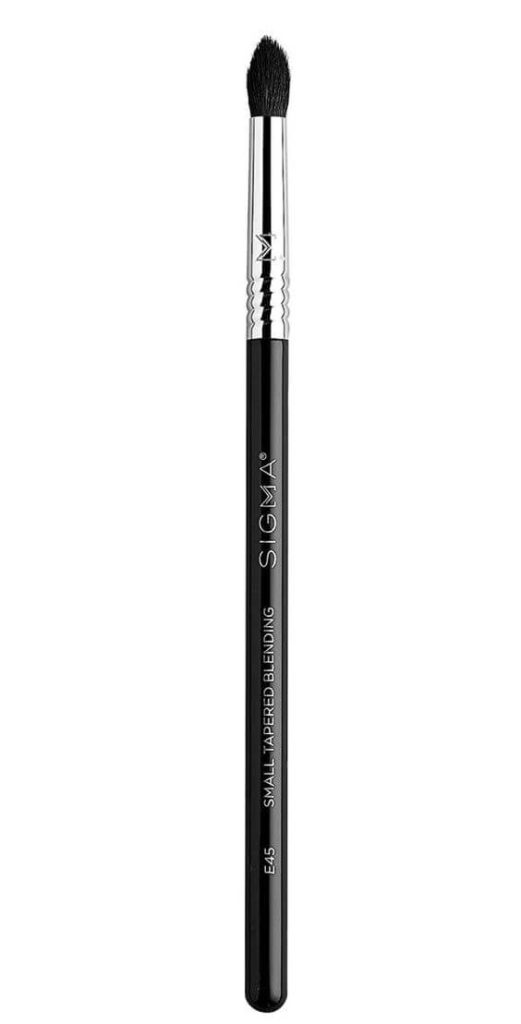 Eyeshadow: LAURA MERCIER Steel Review Get the look: Best combination eye makeup brush with dark eyeshadow
Sigma  E45 Small Tapered Blending Eye Makeup Brush