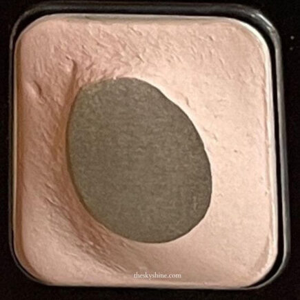 Eyeshadow: LAURA MERCIER Morning dew Review