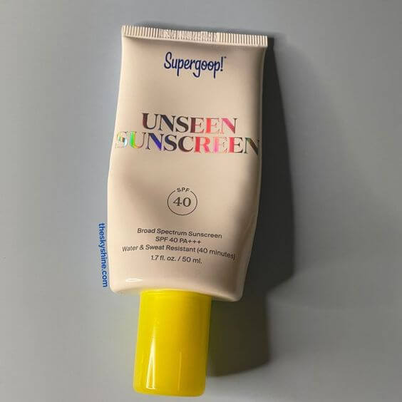 Supergoop! Unseen sunscreen SPF 40 Review Oily skin Supergoop! Unseen sunscreen SPF 40 PA+++ is a good sunscreen for both men and women. It's a transparent color, weightless, that's great for everyday wear.