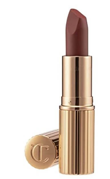 Best 4 Pink Lipstick For Medium Skin Tones, The advantage is that Charlotte Tilbury Lipstick, Pillow Talk is perfect for those who want a subtle pop of color for a medium skin tone, and the volume of your lips and the moisture lasts for a long time.