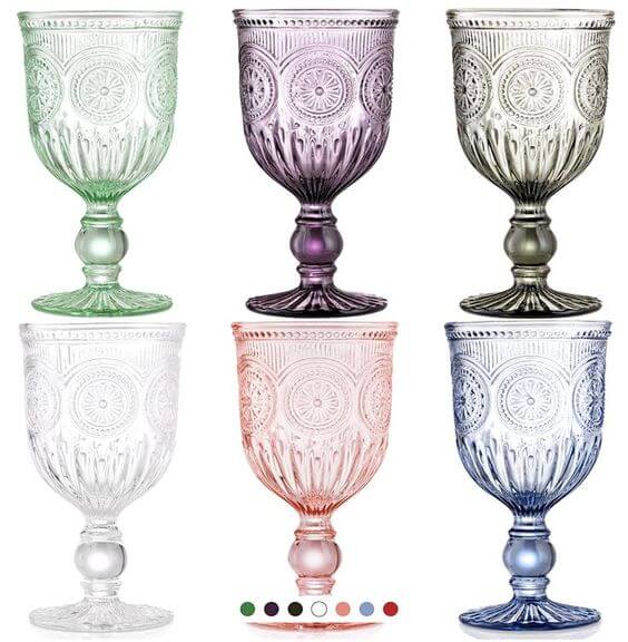 The 7 Best Christmas drinking Wine glasses Rainbow Wine Glasses, Yungala multicolored wine glasses with stems are gorgeous goblets pattern. Also, you can enjoy drinking more safely because you can safely know the color of your glasses when you drink with many friends.