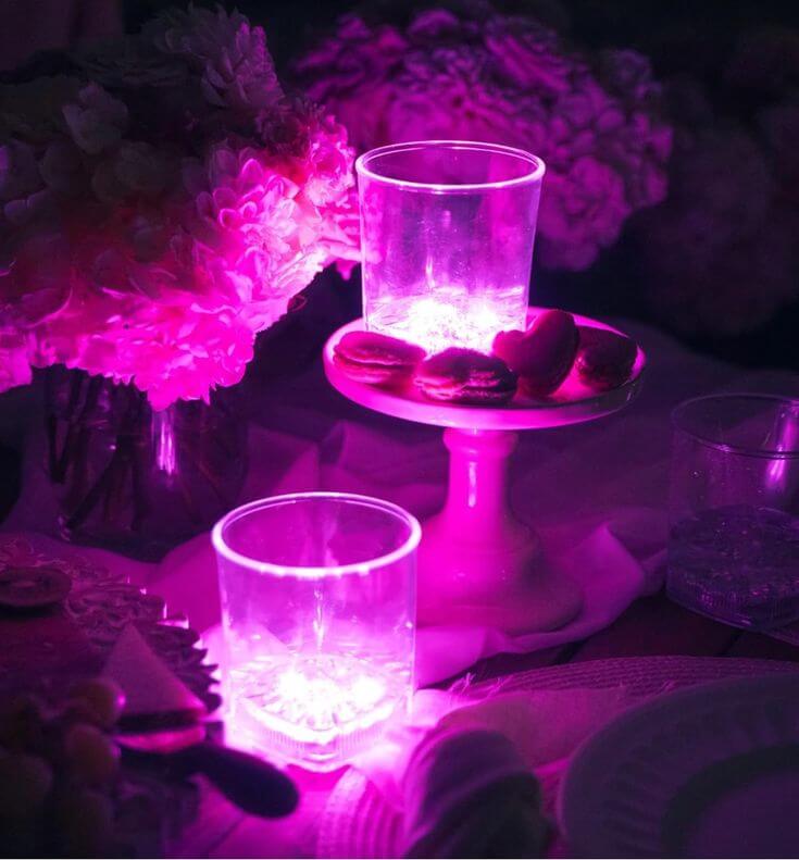 The Best 5 LED Drinking Glasses for Party 3. Glowing LED Pink Glasses Embrace the classic round shape with stemmed glowing pink glasses, LED drinking glasses that bring a touch of magic to your favorite drink
Mozh Essentials LED Light Up Party pink Cups 