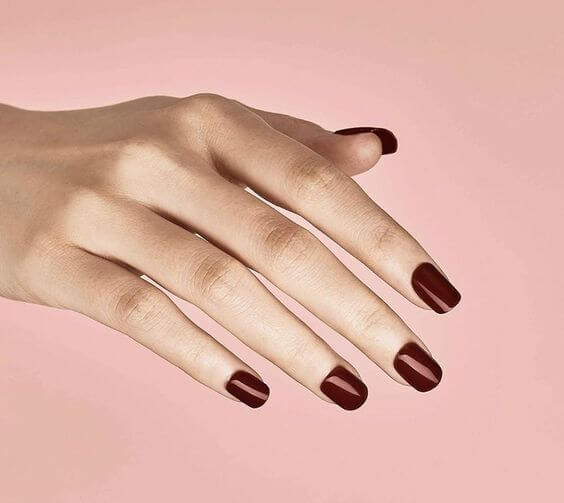 The 10 Best Red Press-On Nails Short Dark Red Press-On Short Nails KISS imPRESS Color Press-On Dark Red nails can complete a look that creates a calm, urban, or mysterious atmosphere. 