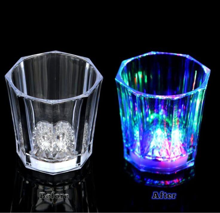 The Best 5 LED Drinking Glasses for Party 1. Bulk Purchase: Suitable for Various Parties Elevate your party with ‘Luminous Elegance’, a set of classic LED Shot Glasses. This set is perfect for any party (Birthday, Bar, Christmas, Halloween) as it includes 24 cups, making it easy to prepare for gatherings.
Volpeblu 24 Pack Light Up Cups LED Flash Shot Glasses for Party 