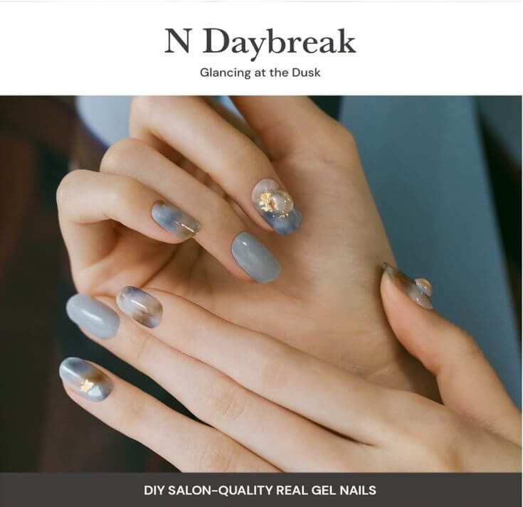 Perfect Pair: Top 3 Gel Nail Strips to Match Your Knitwear 3. N Daybreak This feature a pastel grey hued design that complements the deep colors often found in knitwear for all seasons.
ohora Semi Cured Gel Nail Strips (N Daybreak)