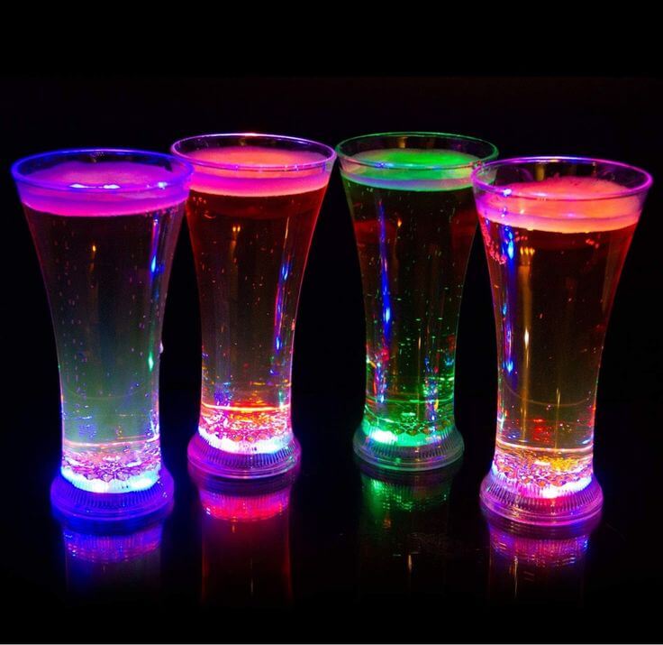 The Best 5 LED Drinking Glasses for Party 5. Light Up Beer Glasses Light up the night with ‘Vibrant Highball Radiance’, LED beer glasses that bring colorful magic to every sip. The multicolored LEDs in the base of the cup are activated by liquid and turn off when the cups are empty
Liquid Activated Multicolor LED Pilsner Glasses Beer Glasses