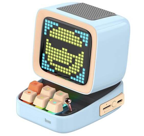 3 Best Art Digital Picture Frame, Retro Pixel Art Game Bluetooth Speaker, Divoom Ditoo Retro Pixel Art Game Bluetooth Speaker's a fun and cost-effective product that's good to put on your desk in a small size. 