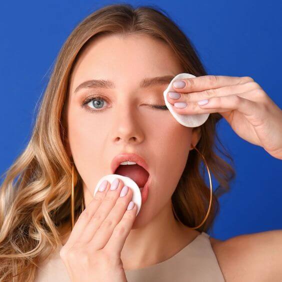 Cotton Pad Choices: Which Type is Best for Your Skincare Routine?