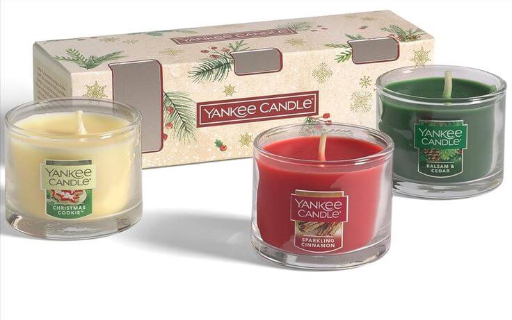 5 Best Scented Christmas Candles for a Cozy Holiday 
Yankee Candle Gift Set 3 Mini Christmas Scented Candles