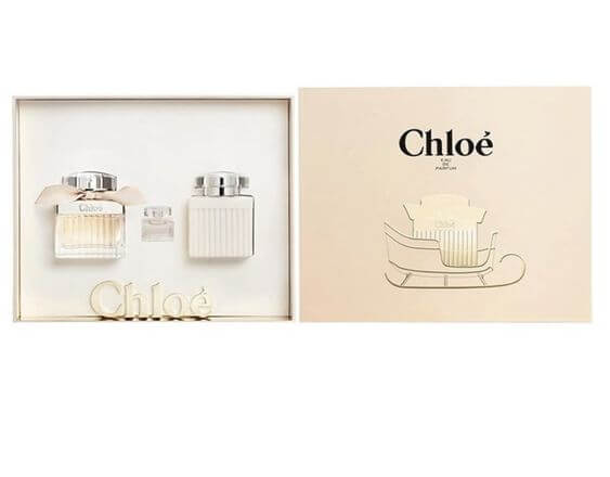 What are Powdery Fragrances: A Guide to Understanding this Classic Scent Chloe Signature Gift Set