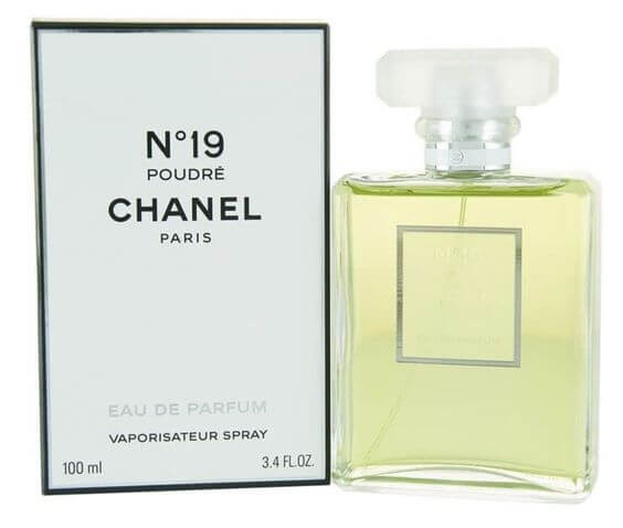 Best 6 Green Perfumes For Ladies 
Chanel 19 Poudre is a floral-powdery-green fragrance. It was launched in 2011, and it is a perfume that goes well with spring because you can feel the scent of flowers, galbanum with earthy.
Chanel 19 Poudre By Chanel Eau De Parfum Spray