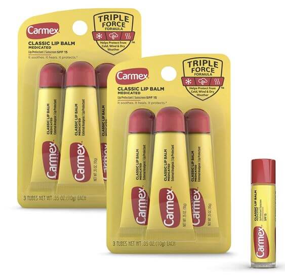Top 4 Glowy Lip Balm Tubes for Soothing and Repairing Dry Lips 1. Carmex Classic Medicated Lip Balm This clear-colored lip balm is the perfect choice for everyone, regardless of age or gender, for maintaining naturally glowing and moisturized lips. 
Carmex Medicated Lip Balm Tubes