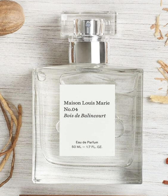 Best 5 Earthy and Woody Perfumes, Maison Louis Marie No.04 Bois de Balincourt Eau de Parfum,  it has a warm wood scent that creates a warm and earthy scent that is perfect for any occasion. This fragrance is perfect for those who love a scent that is both lively and sophisticated. 