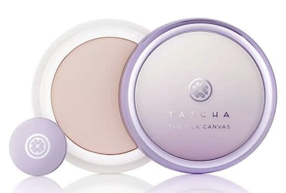 Top 5 Makeup Primers for Summer Tatcha The Silk Canvas Protective Primer is popular for helping to prevent clogged pores for all skin types. Also, its silk extracts provide a smoother, healthy glow and diminish the look of pores and fine lines, creating the perfect summer canvas before makeup.
