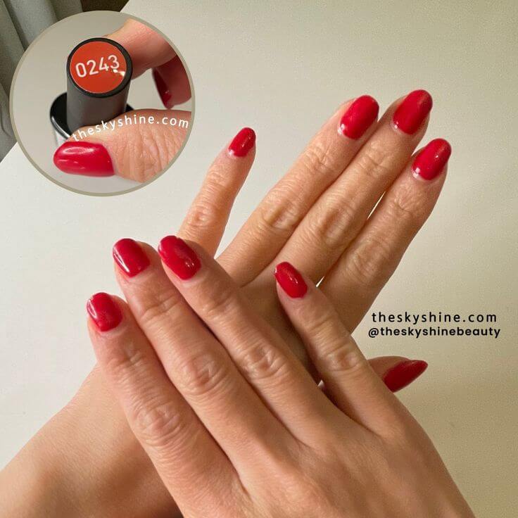A Review of Modelones Gel Nail 0243: The Perfect Choice for Red Nail Lovers 2. How to use You can complete a sophisticated look with red nail polish even if you apply it in a single color. 