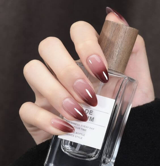 7 Best Halloween Blood Nails 3. Gel Nail Polish Blood Elegance
GAOY Rose Garden Jelly Gel Nail Polish of 6  (Transparent Nude Red Pink Brown Color) is a sheer gel polish that gives an elegant, pure feel with a subtle blood droplet spreading on a clear nude background.
