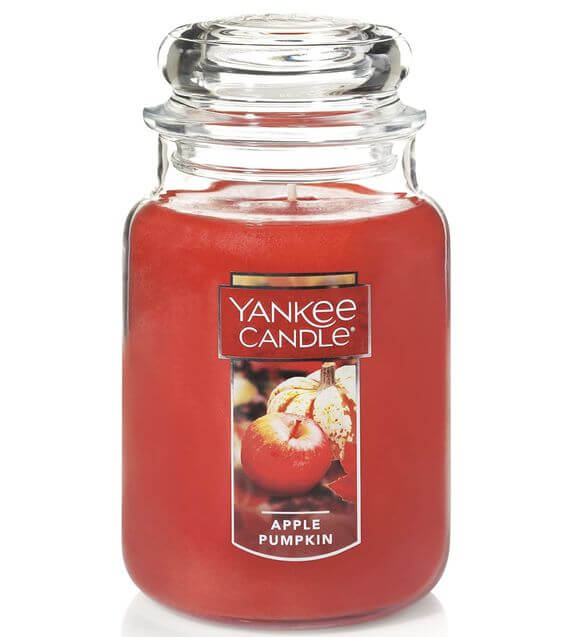 Light Up Fall: The Top 4 Pumpkin Candles for Fall
Yankee Candle Apple Pumpkin  Candle captures the Home-grown apples and pumpkins.