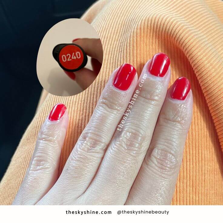 Dive into Glamour Red World: Modelones Gel Nail A1 Ruby Review 2. Nail look The pictures above show the look of the gel nail polish one week after application.