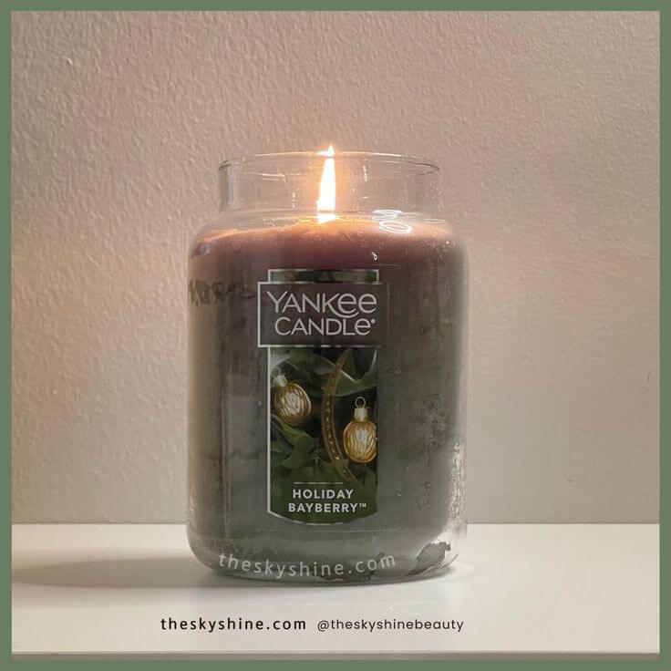 A Review of Yankee Candle Holiday Bayberry: A Must-Have for the Festive Season Yankee Candle’s Holiday Bayberry allows you to enjoy the festival with its traditional warm heart and timeless clean scent. It helps you quickly forget stress with a calming scent. I’m going to repurchase this scented candle.