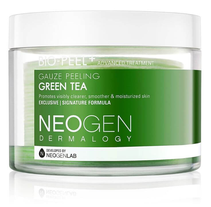 Revitalize Your Skin: 7 Best Green Tea Makeup Removers 7.  Exfoliating Soothing Peeling Pad These gentle peeling pads exfoliate the skin with PHA & Green Tea, removing dead skin cells and impurities while hydrating the skin.
DERMALOGY by NEOGENLAB Bio-Peel Gauze Peeling Pads 