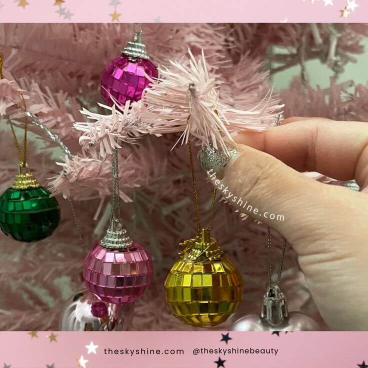 BBTO Mini Disco Ball: A Detailed Review and User Experience 2. How To Use  used this for Christmas tree decorations, and it was great because it was easy to hang and remove.