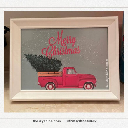 Reviving the Past: A Review of VIYYIEA’s Vintage Christmas Prints and Posters