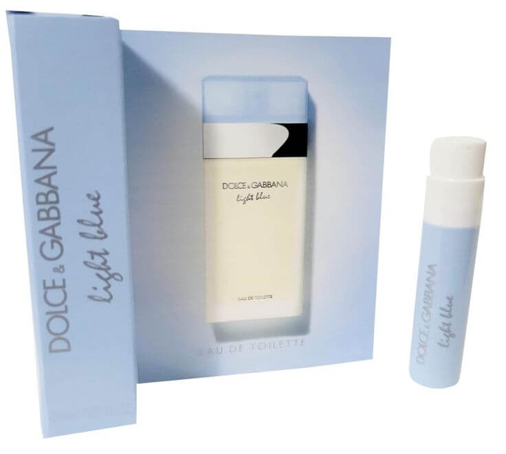 Review of Dolce & Gabbana Light Blue Ladies: A Fresh Perspective Dolce & Gabbana’s Light Blue for women provides a delightful feeling as if you’re by the sea due to its freshness. I prefer a subtle scent, and this is a refreshing and fruity fragrance that I can enjoy without it being too overpowering.
DOLCE & GABBANA Light Blue for Women Eau de Toilette Vial Spray, 0.027 Ounce/0.8 ml