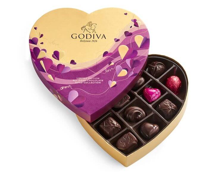 The 5 Best Luxury Chocolates for Your Valentine’s Day 5. Godiva - Dark Chocolate Gift Box This is an ideal choice for those who adore rich dark chocolate. This elegantly packaged assortment offers a luxurious tasting experience with rich and friendly flavors.
Godiva Chocolatier Valentine’s Day Heart Chocolate Gift Box - 14 Piece Assorted Luxury Dark Chocolate Candy with Gourmet Fillings – Elegant Treat for Women or Men