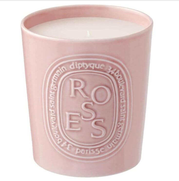 The Top 5 Rose-Scented Candles for Romance 5. Diptyque Roses Candle  This candle will remind you of freshly cut roses in a garden in full bloom. It offers natural and subtle scents, perfect for elegance. 
Diptyque Roses Candle 600g Porcelain jar Luxury Candle 100h Burn time 21.1 oz, Pink